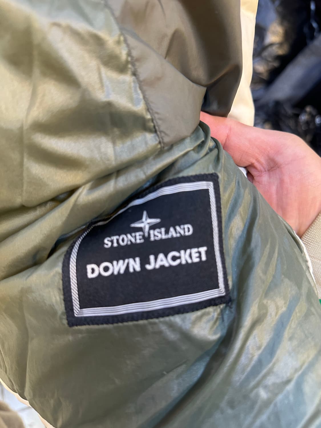 스톤아일랜드 화이트 패딩 상품이미지7