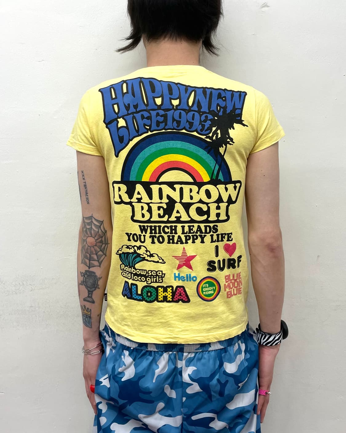 Blue Moon Big Rainbow Yellow T-shirt 상품이미지1