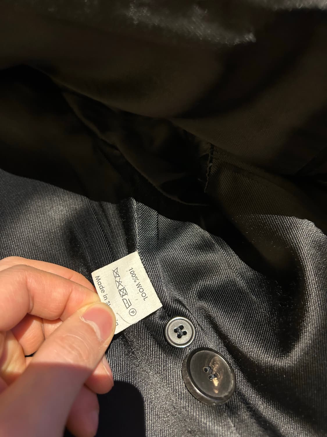 드리스반노튼 블랙코트 52 상품이미지4