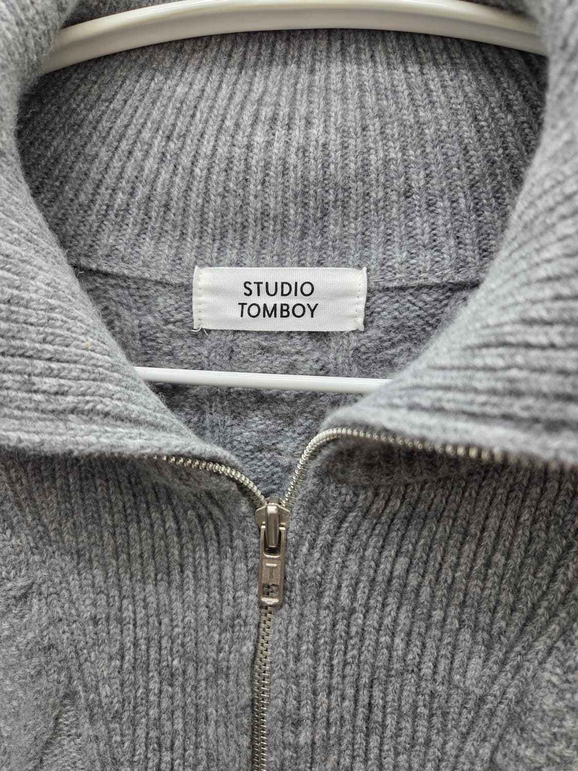 스튜디오톰보이 하프 집업 울 니트 상품이미지2