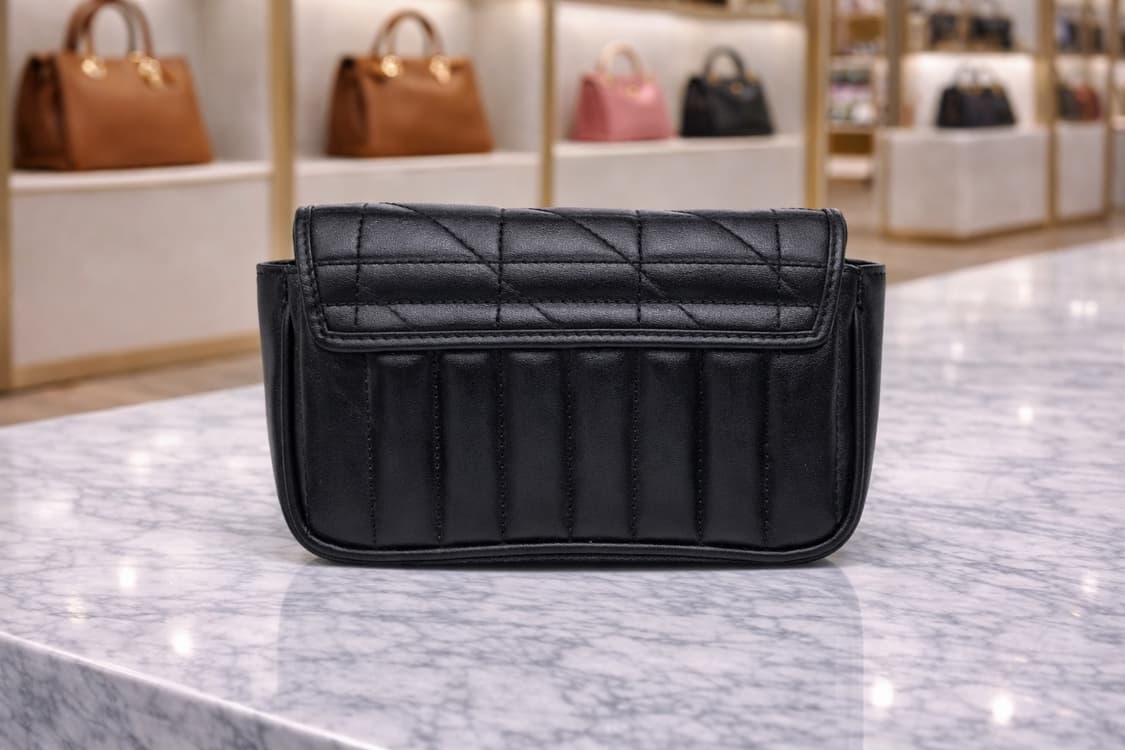 [S급] 구찌 GG 마몽 마틀라세 숄더백 슈퍼 미니 판매합니다!!! 상품이미지2