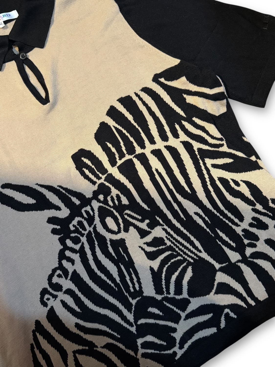 LEONARD SPORT 지브라 패턴 반팔 니트 폴로 톱 상품이미지4