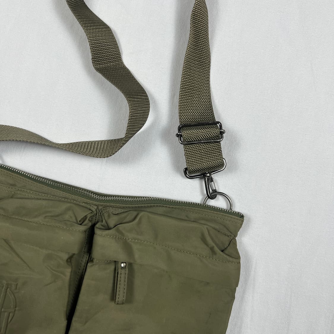 90‘s 장폴고티에 jpg 로고 크로스백 가방 상품이미지3