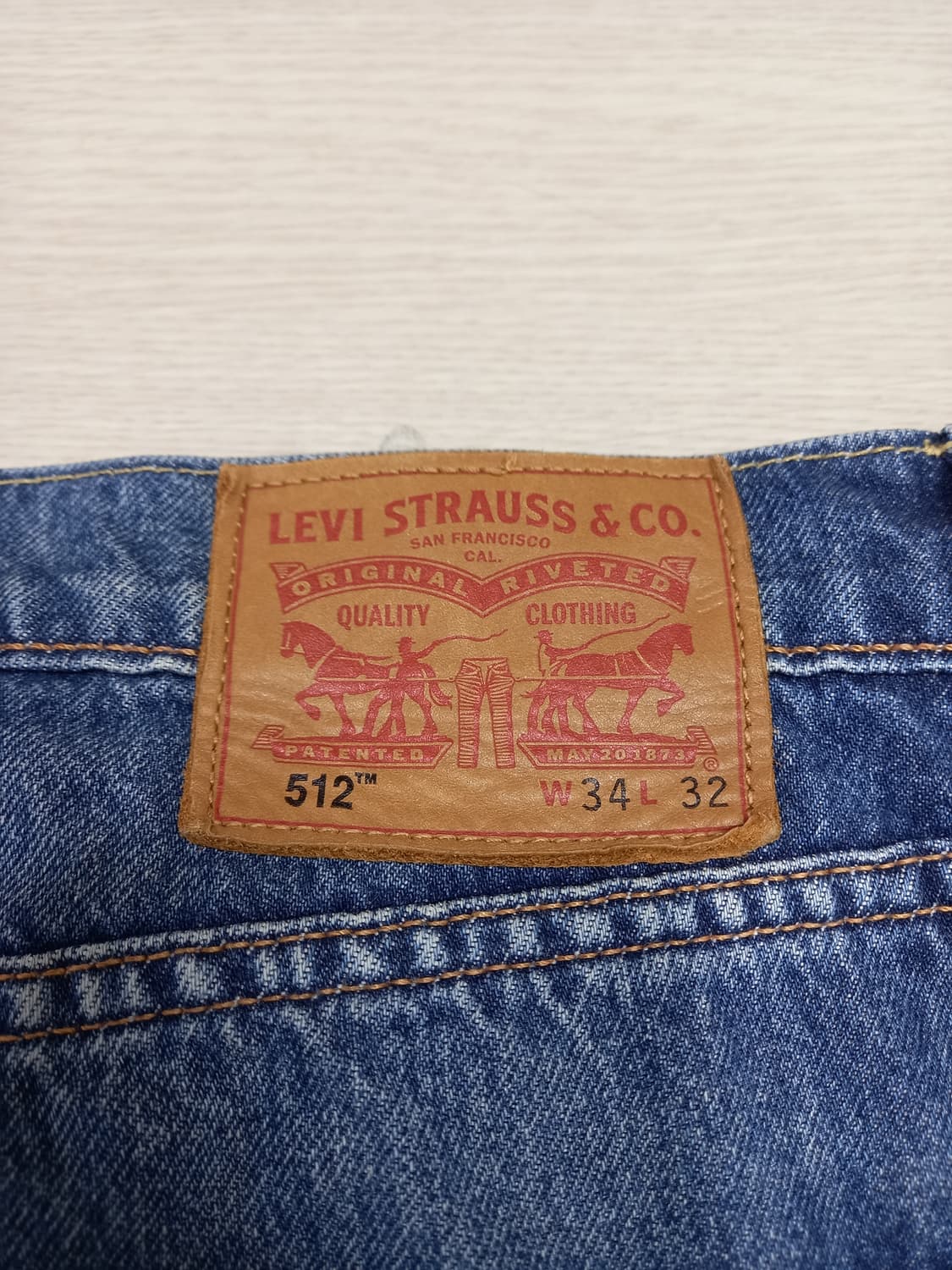 34 리바이스512 데미지워싱 스판 슬림일자진 34-599 상품이미지5