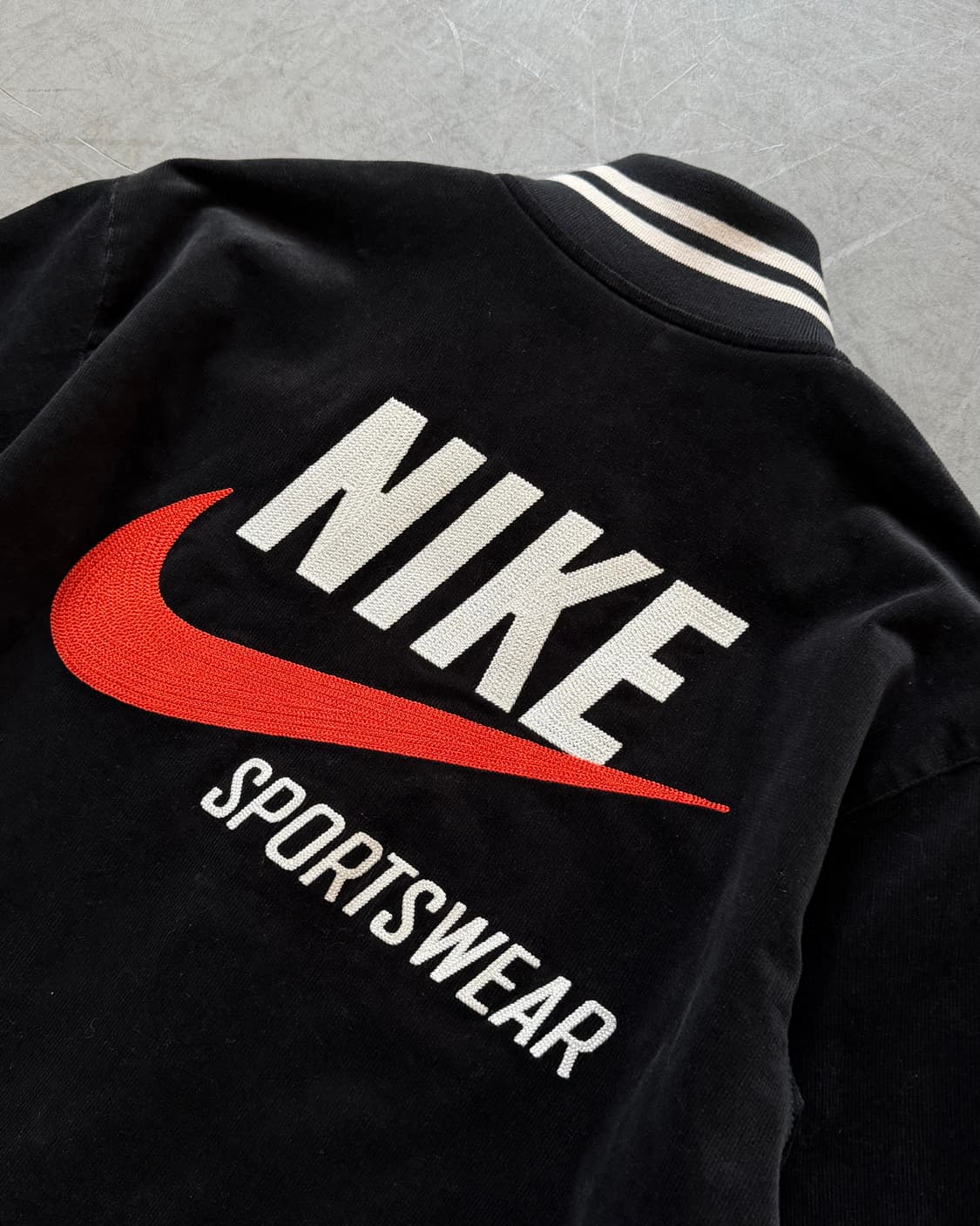 Nike 나이키 NSW 트렌드 봄버자켓 블랙컬러 상품이미지4