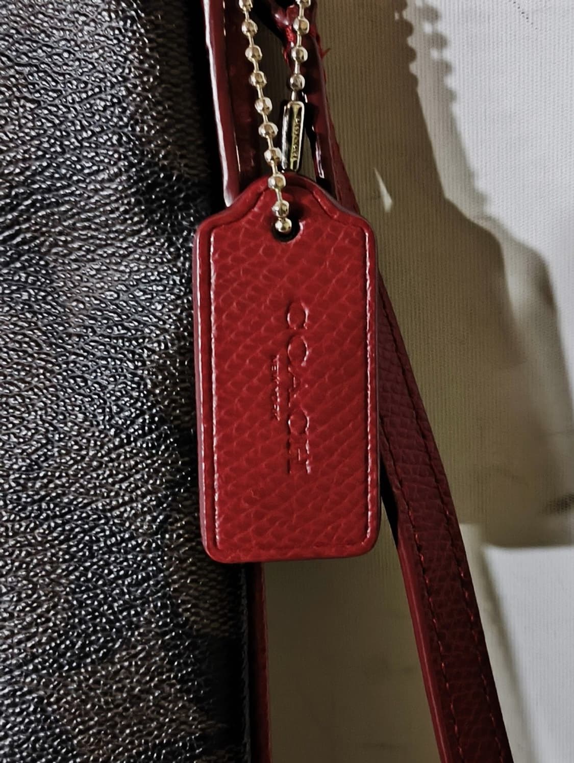 코치 가죽 미니 크로스백 상품이미지4