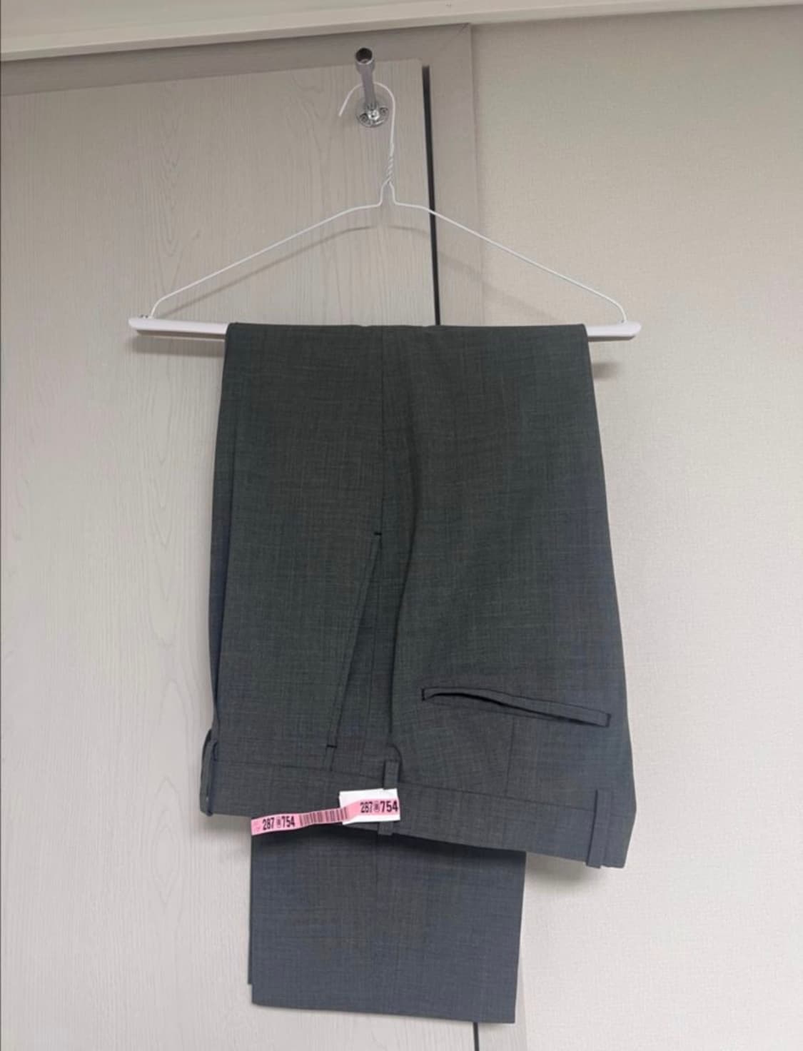 띠어리 뉴테일러 차콜 셋업 수트 정장 세트 40,31 상품이미지2