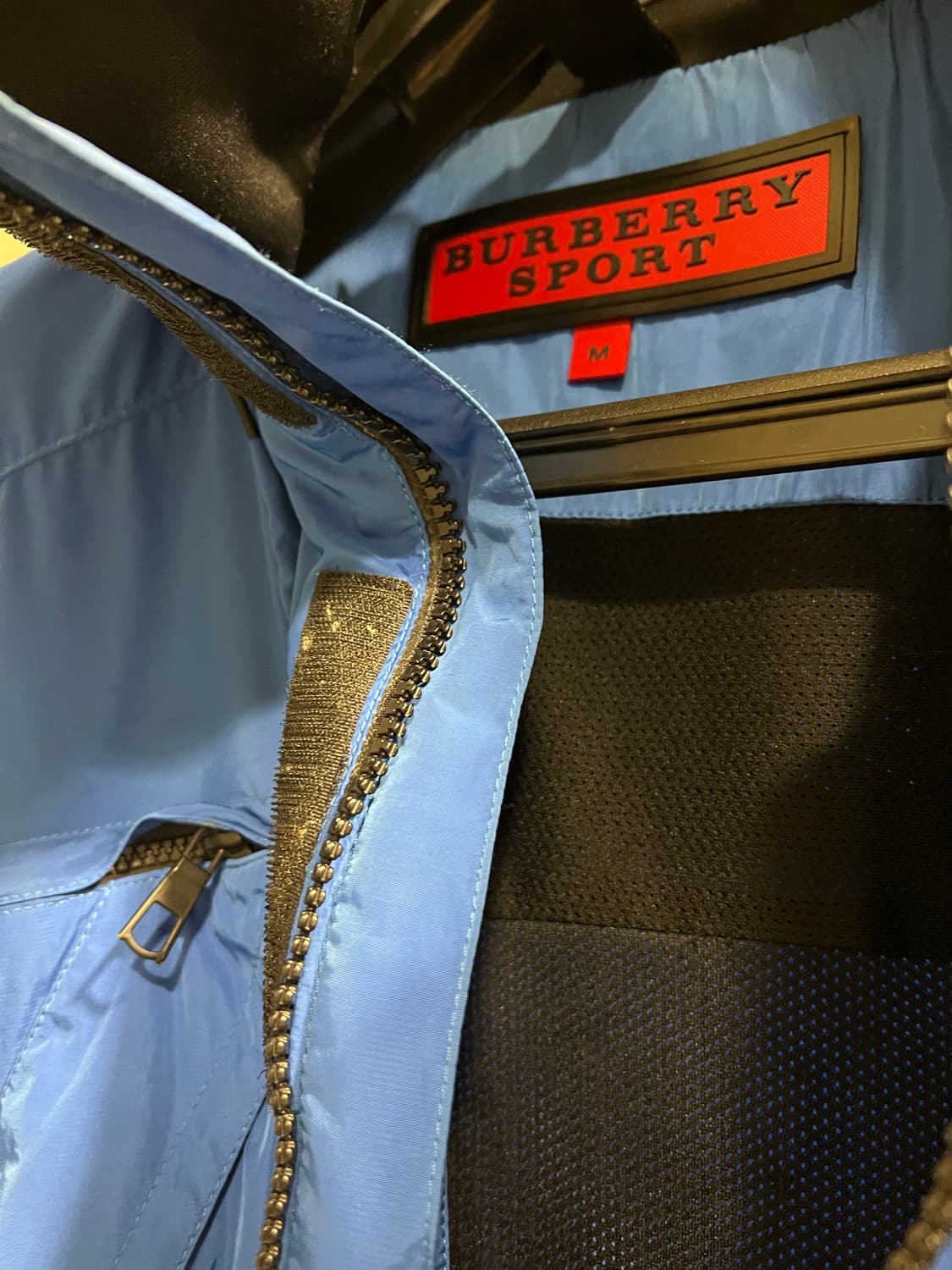 버버리 자켓 윈드브레이커  상품이미지4