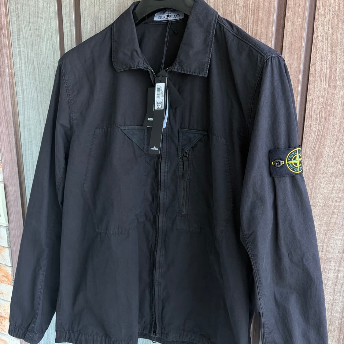 새상품(XL)스톤아일랜드 올드 트리트먼트 오버셔츠 블랙 상품이미지1