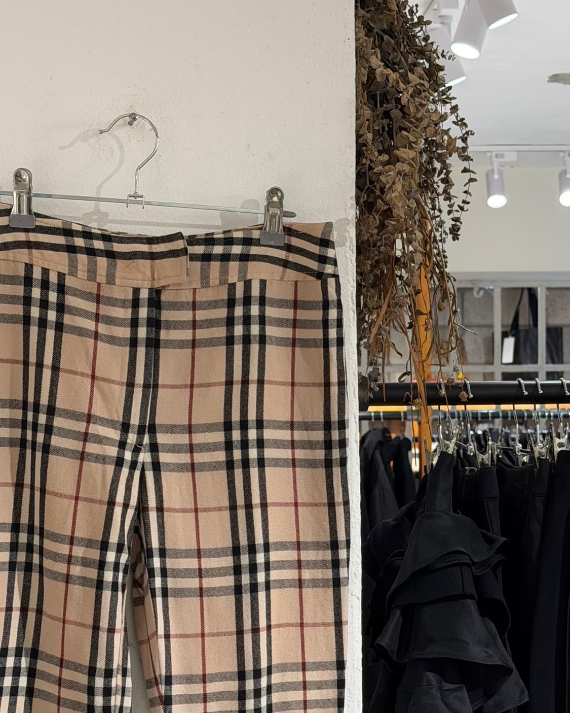 버버리 베이지 노바체크 팬츠 상품이미지4