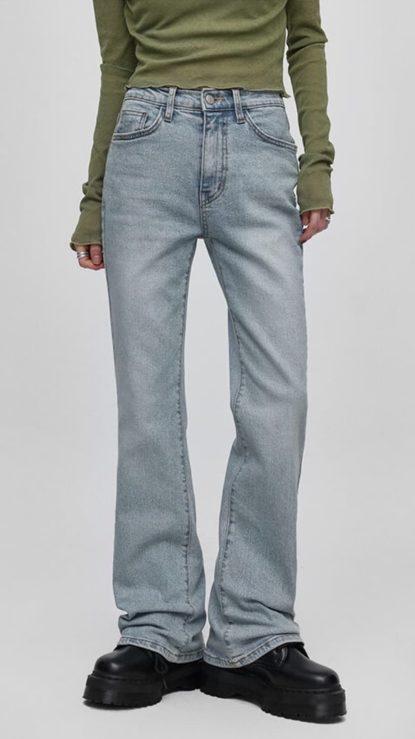 블랙업 부츠컷 데님 연청 S 상품이미지1