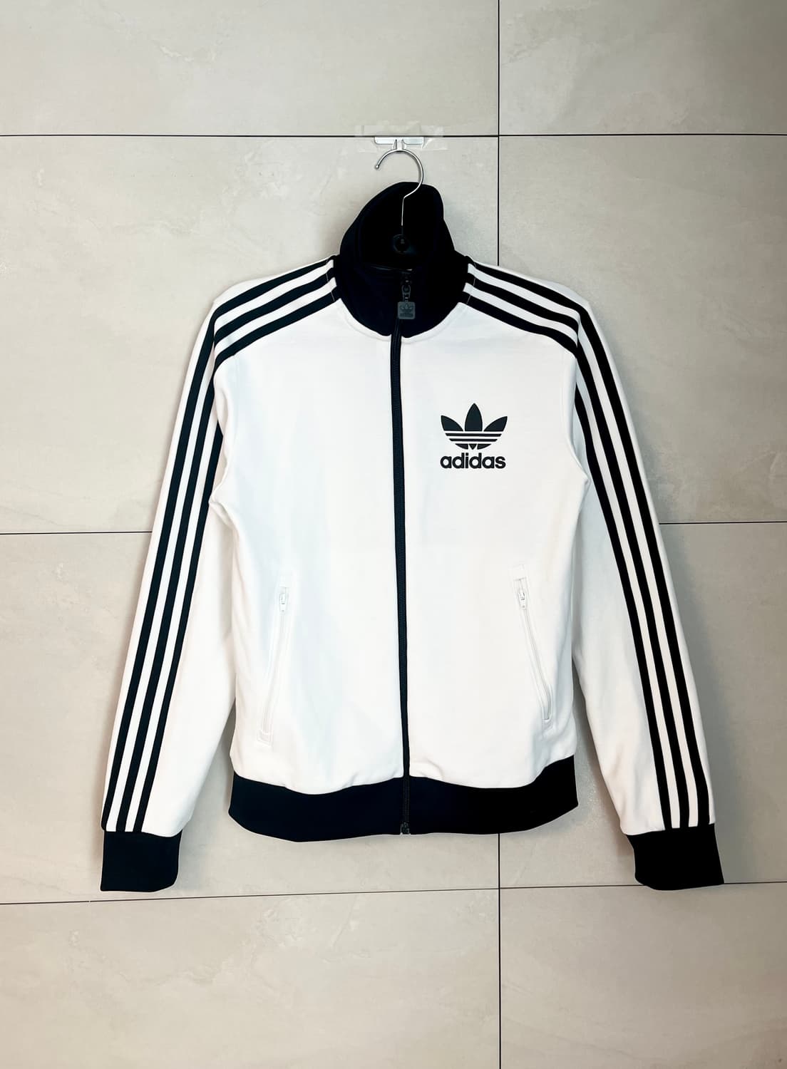 아디다스 클래식 파이어버드 흰,검 대장 져지 [XS] 상품이미지1