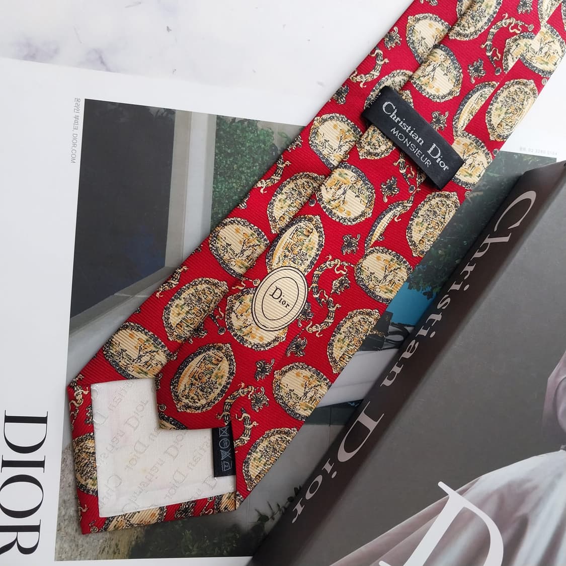 크리스찬 디올 넥타이 레드 오벌 아트 패턴 9.5cm A+등급 K2562 상품이미지8