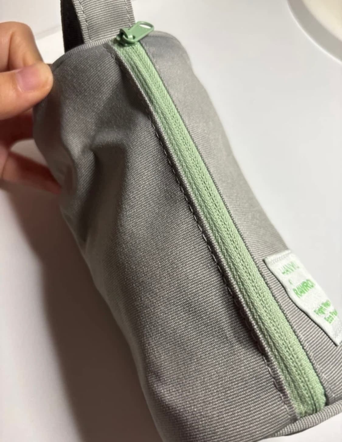 한율 로우로우 콜라보 파우치 상품이미지2