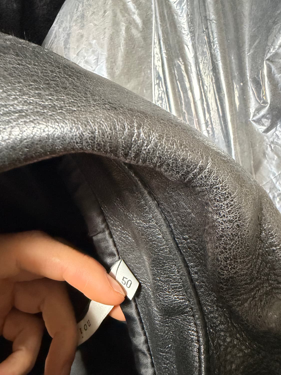 노이어 앤틱 카우 레더 트러커 자켓 상품이미지3