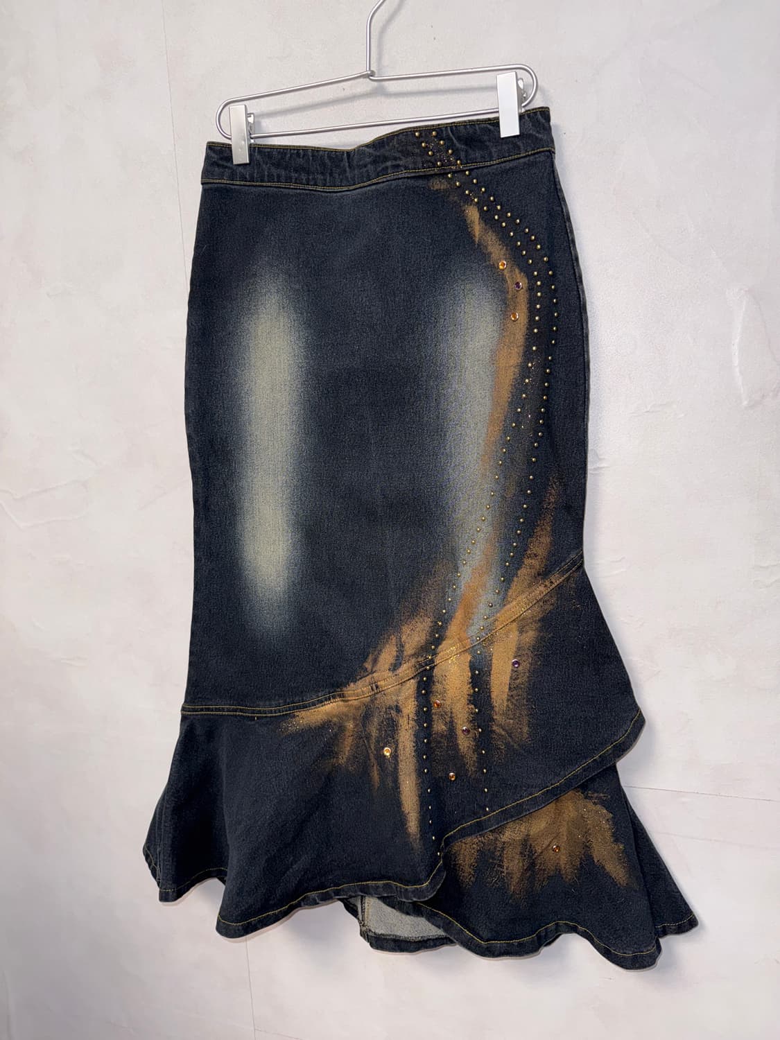 Washing denim gold painted stud cubic sk 상품이미지2