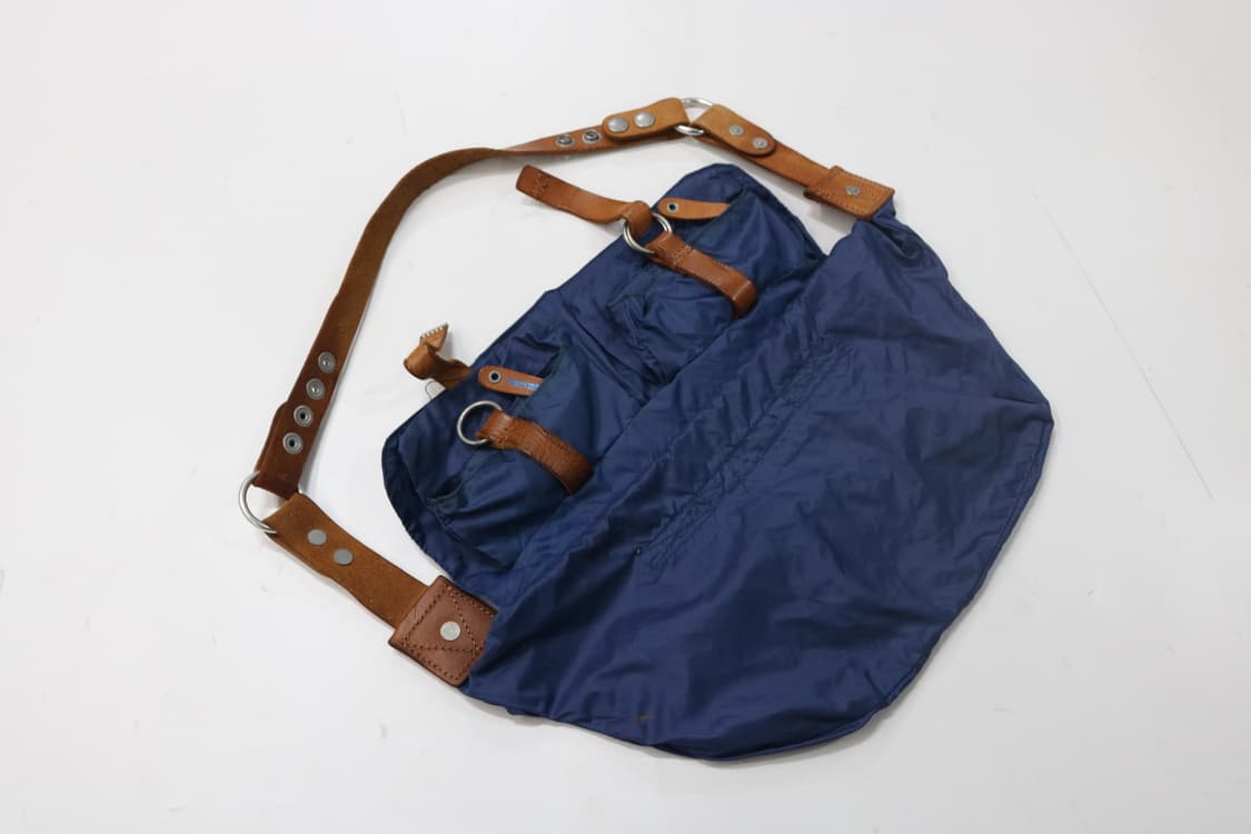 디젤 나일론 레더 배색 숄더백 상품이미지9