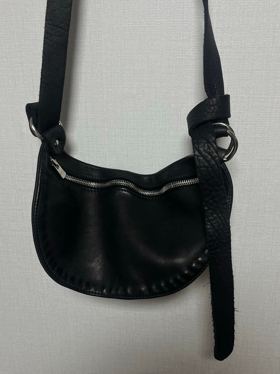 구이디 그레인 크로스바디백 Q100 상품이미지3