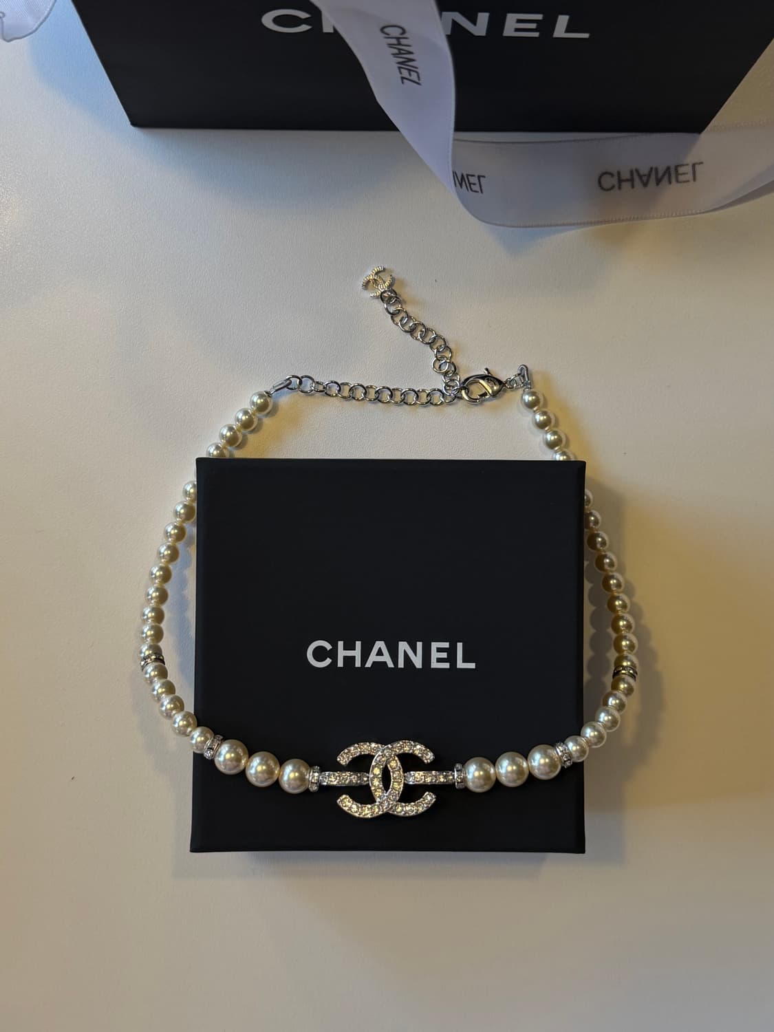 Chanel 업사이클링 샤넬 CC 진주 초커 목걸이 상품이미지3