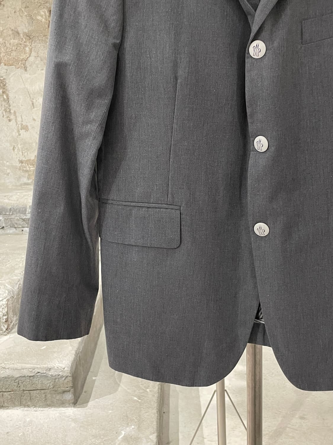 몽클레르 감마 블루 그레이 스냅 버튼 코튼 블레이저 상품이미지4