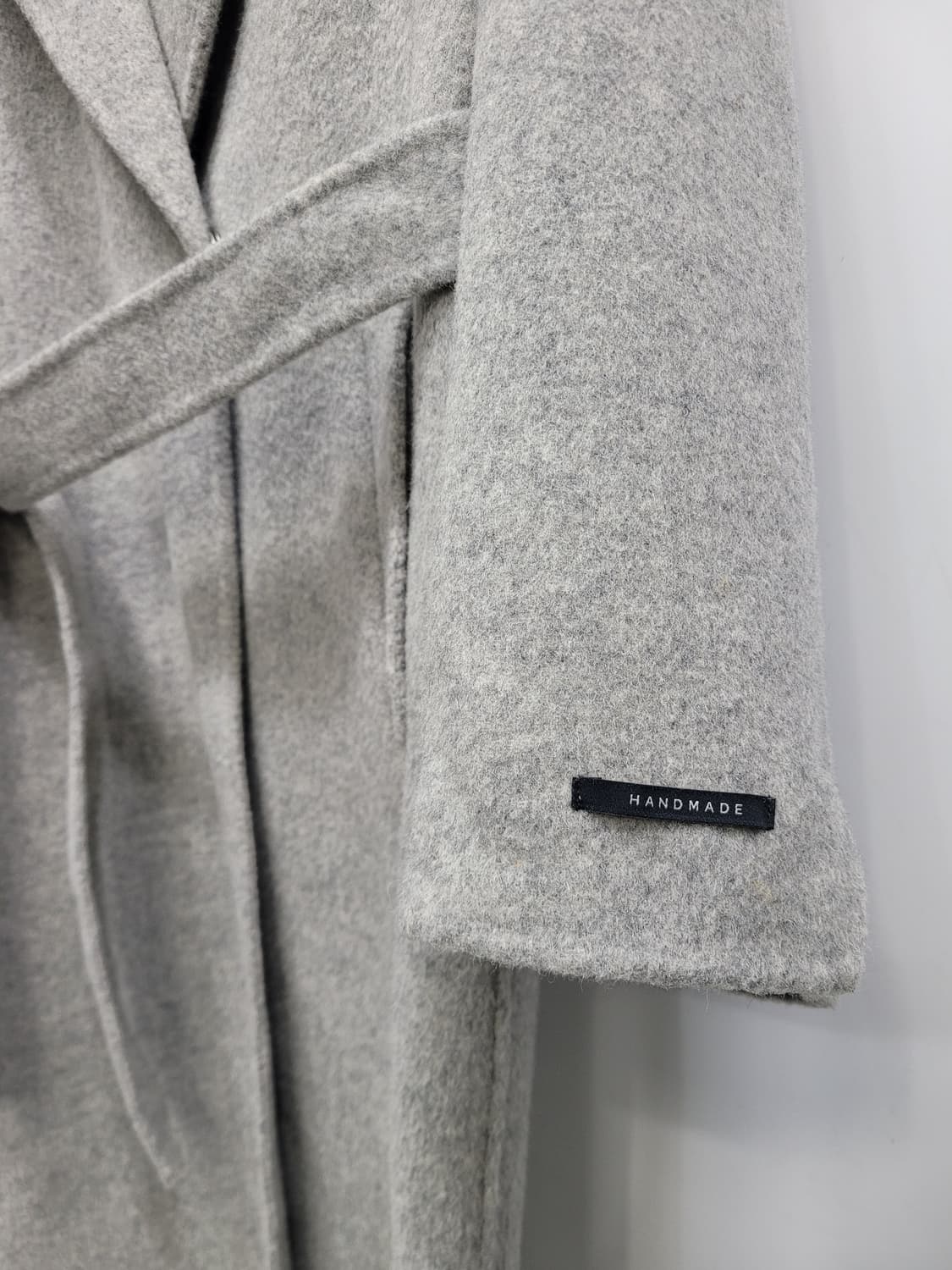 Roem 로엠 핸드메이드 모 100% 벨티드 코트 / 여 85 그레이
z 상품이미지5