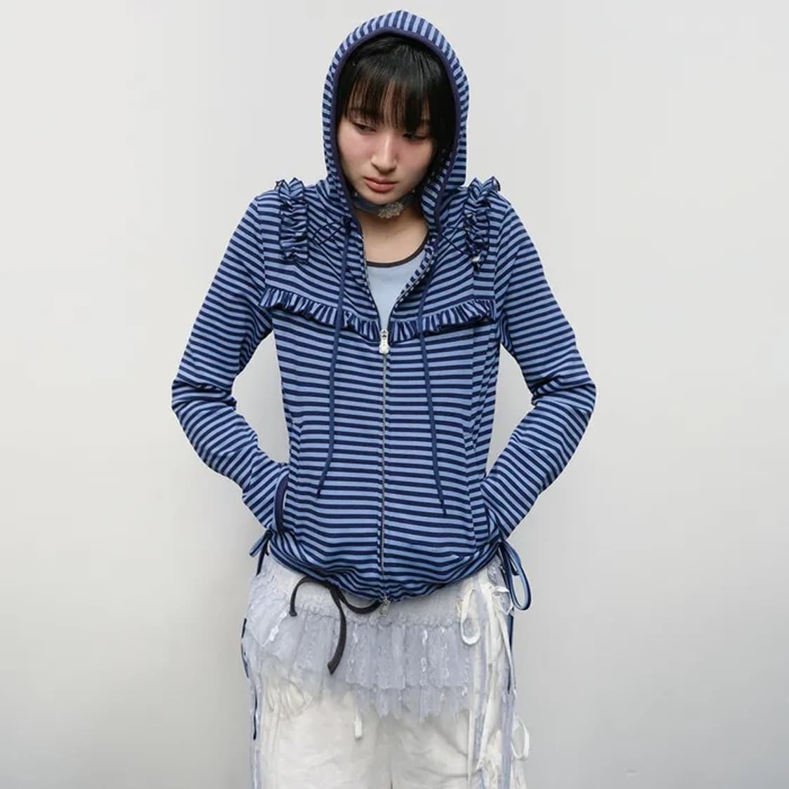 타입서비스 ruffled stripe zip hoodie 후드집업 상품이미지1