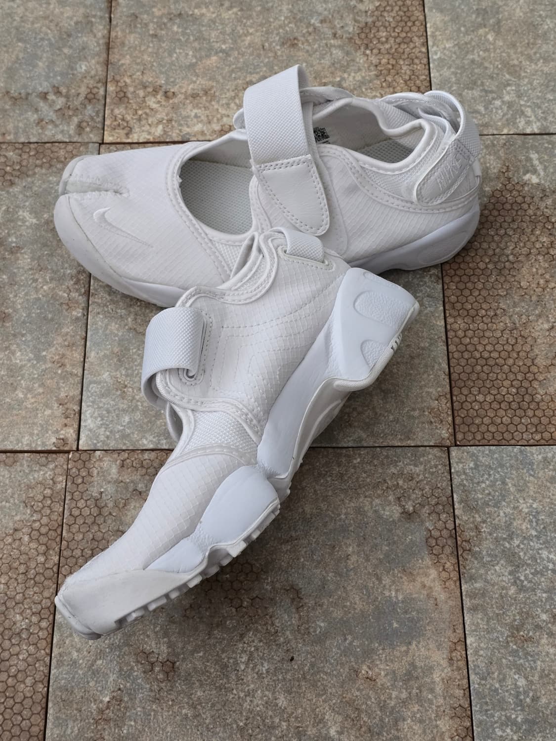 (220)나이키 에어 리프트 브리드 화이트 샌들 상품이미지6