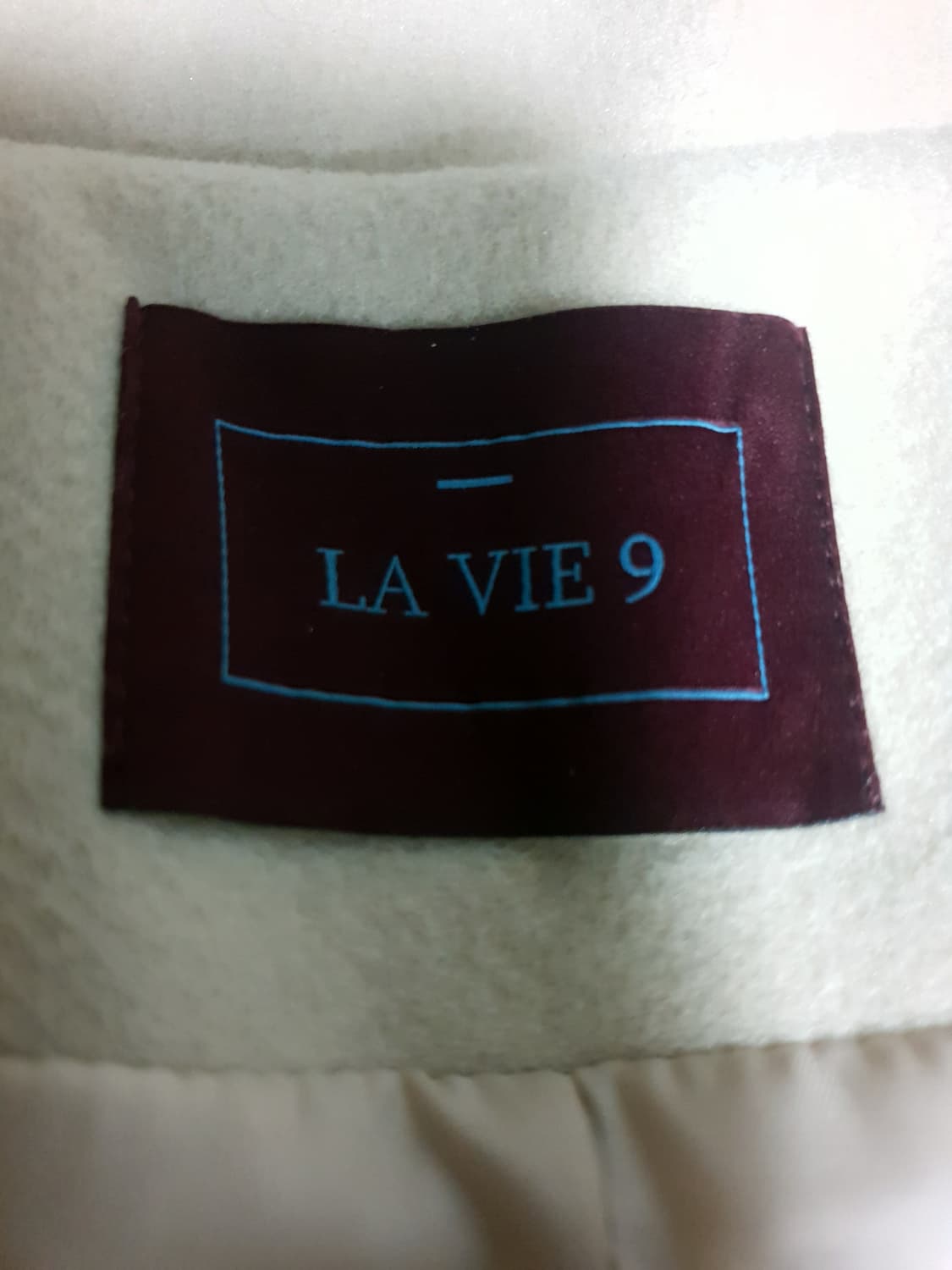 LA VIE9 비스코스 혼방 벨티드 롱코트 베이지 (F) 상품이미지3