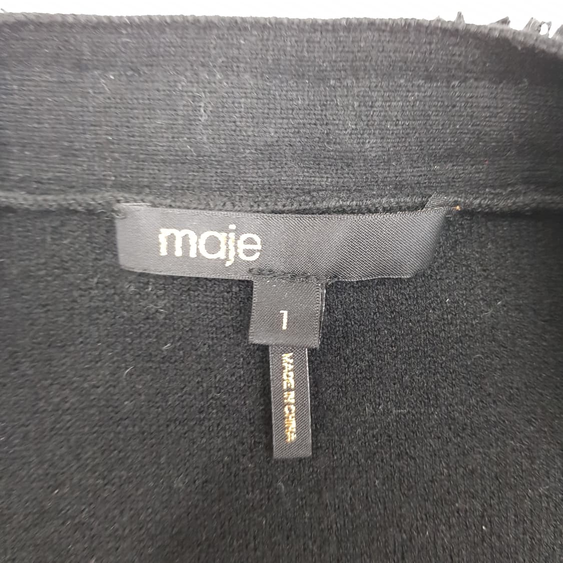 마쥬 maje  블랙 트위드 포인트 골드버튼 가디건 1사이즈 상품이미지6