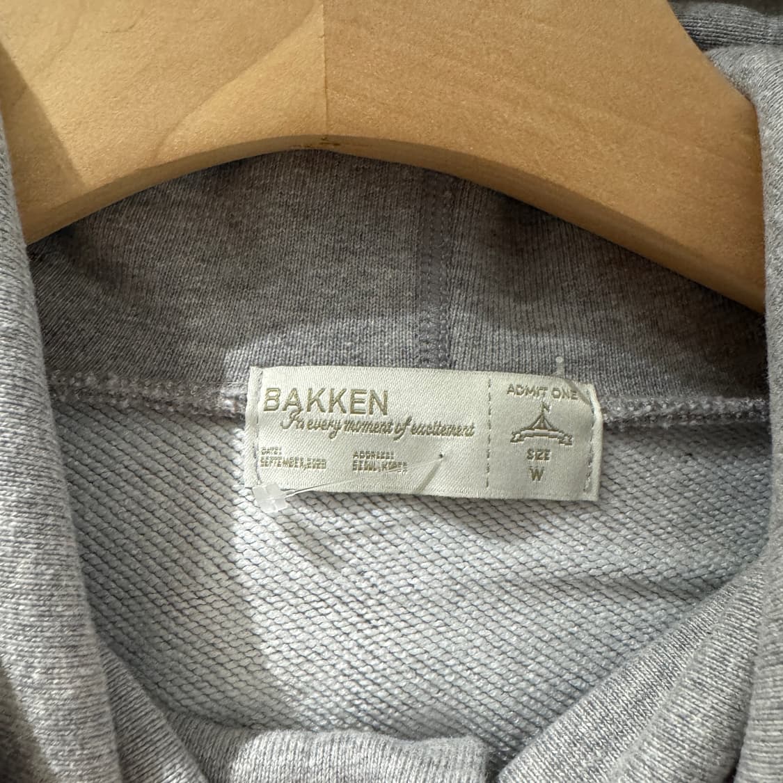 바켄 BAKKEN 그레이 크롭 후드티 M 상품이미지4