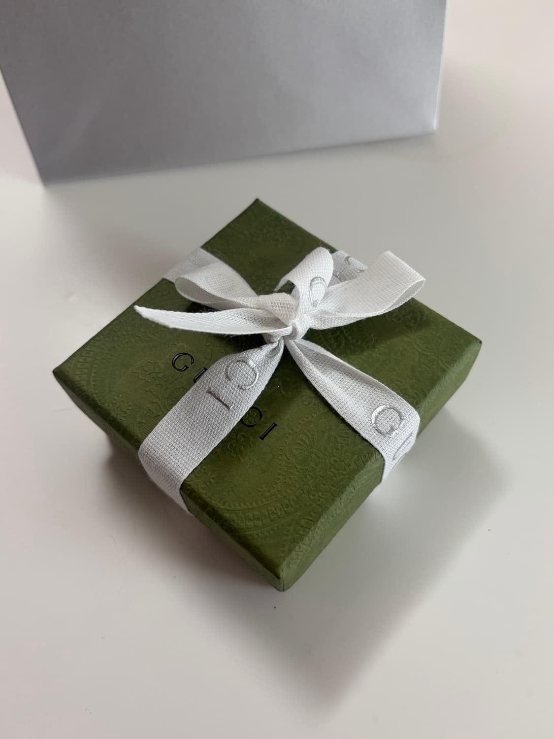 구찌 인터로킹 체인 팔찌 판매합니다. 상품이미지4