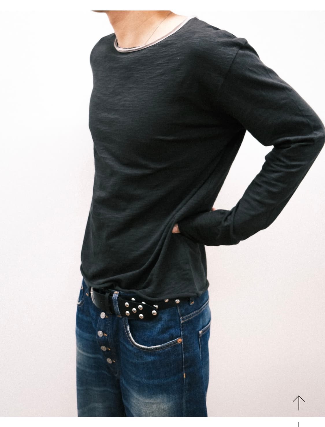 leekie 5 neck long sleeve 리키 롱슬리브 블랙 상품이미지1