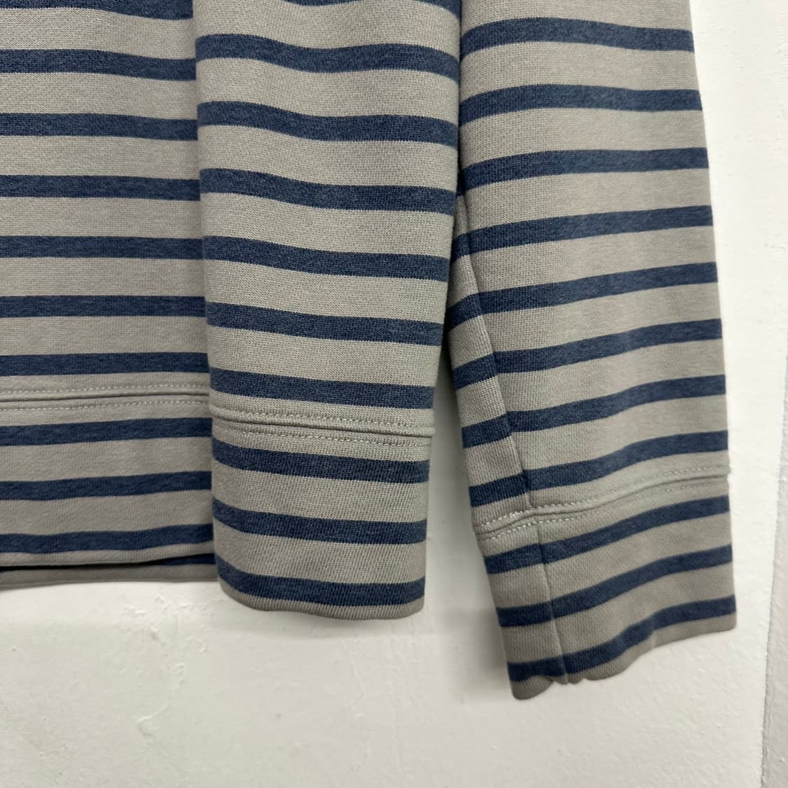 아페쎄 스트라이프 테리 스웻셔츠 상품이미지4