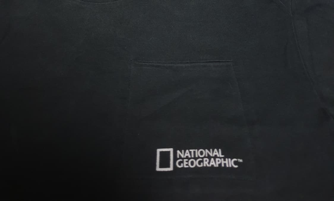 내셔널지오그래픽 포켓 반팔티 블랙 (XL) 상품이미지2
