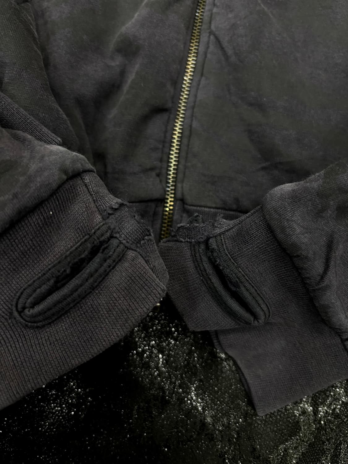 “Vintage” Dark Camo Pattern Hoodie Zip U 상품이미지5