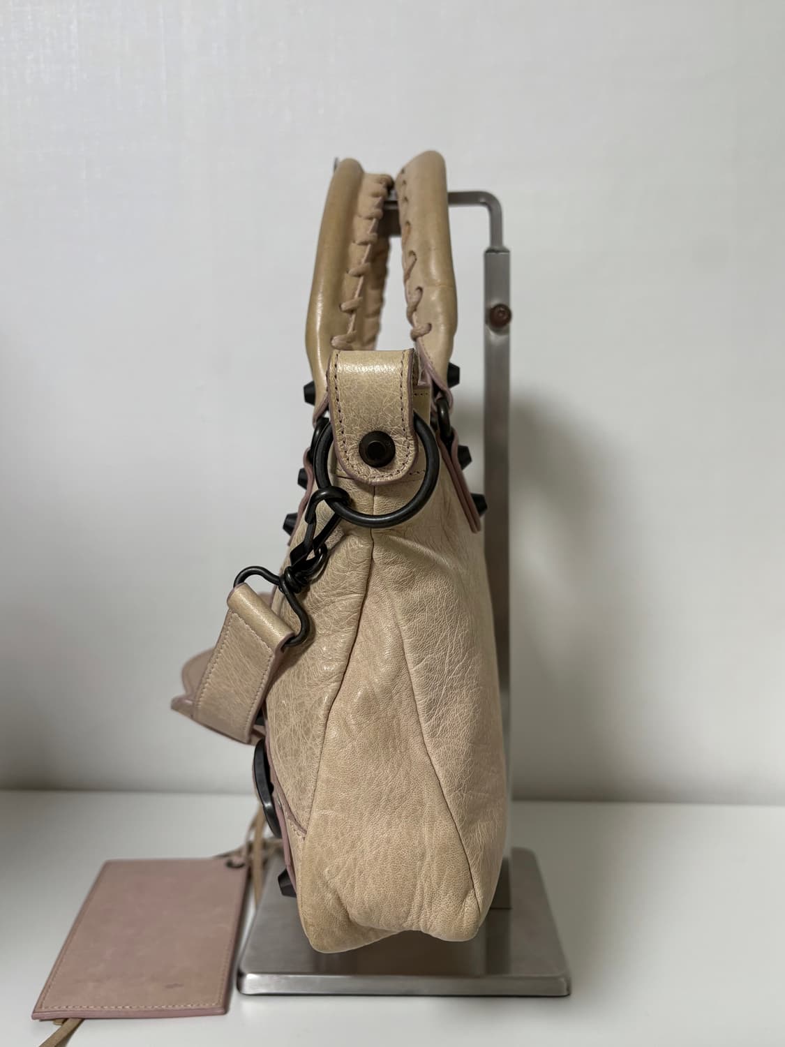 발렌시아가 퍼스트 모터백 베이지 상품이미지4