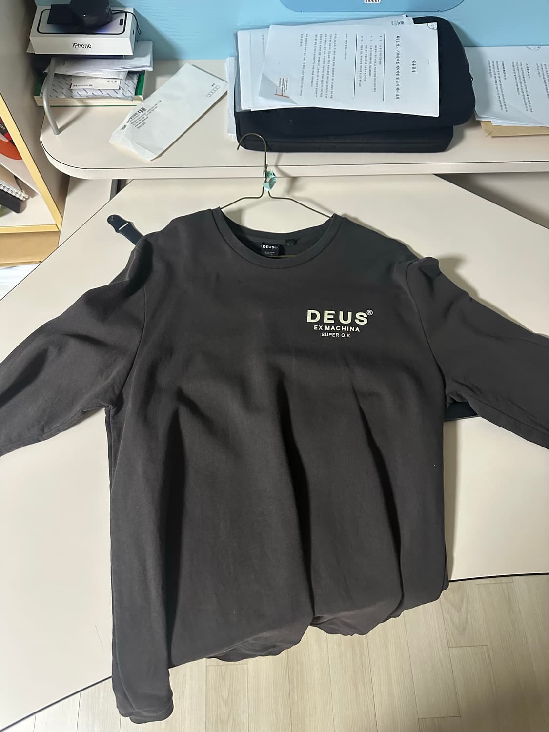 데우스 맨투맨 상품이미지2