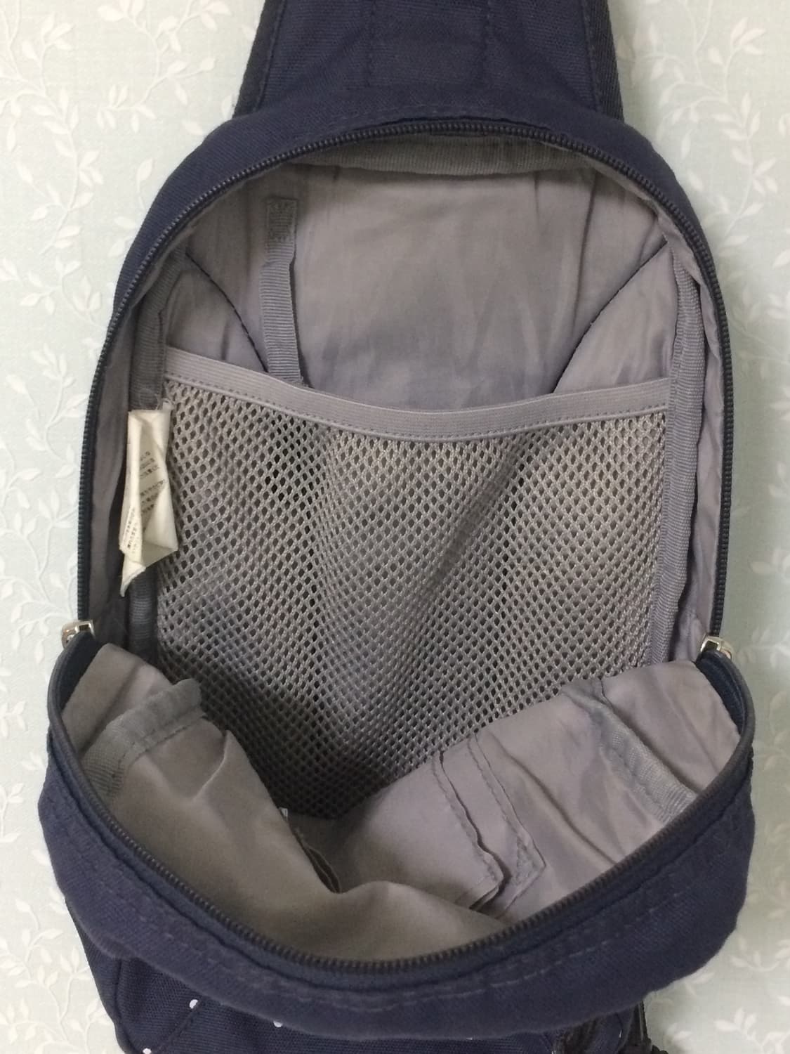 컬럼비아 도트 슬링백 도트 가방 columbia bag 상품이미지4