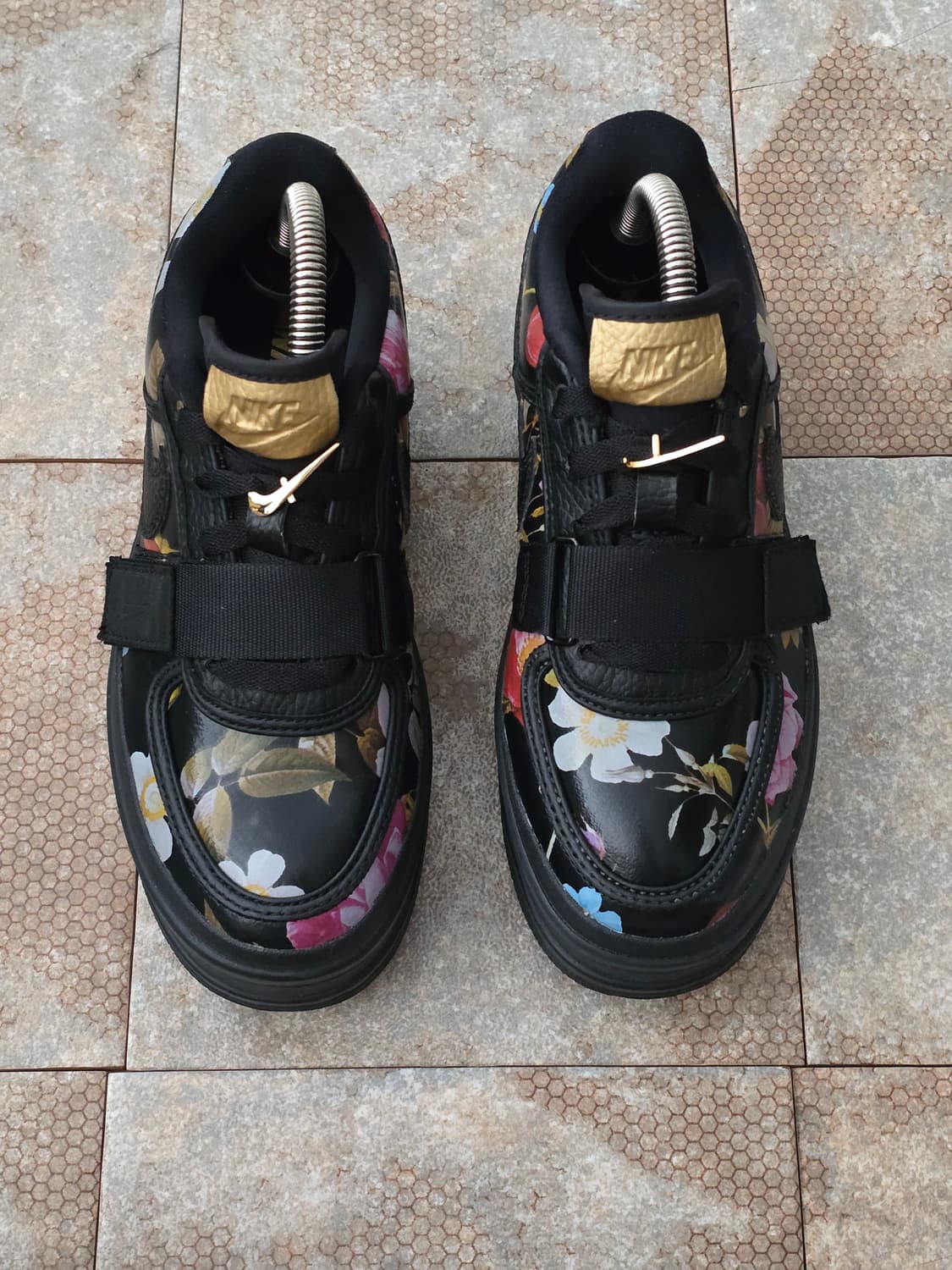 (225)나이키 반달 2k lx 플로럴 상품이미지2