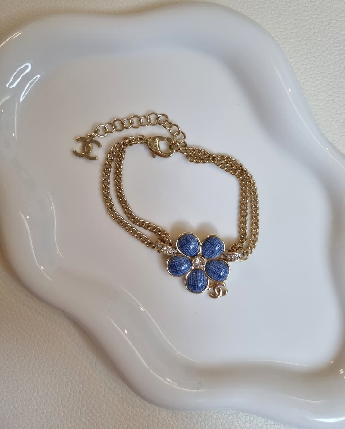 샤넬 데님풍플라워 CC 금장 팔찌 업사이클링 상품이미지4