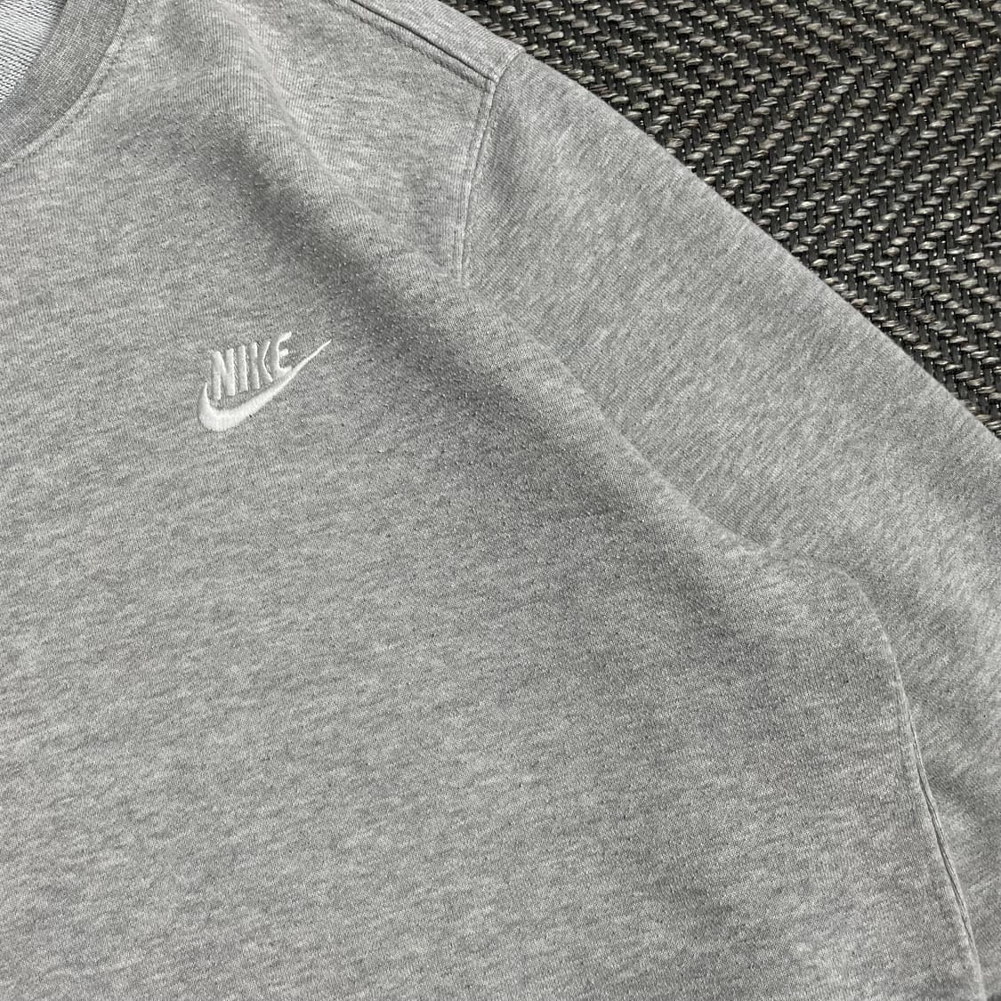 나이키 NSW 자수 로고 크루넥 긴팔 티셔츠o 4811 상품이미지6