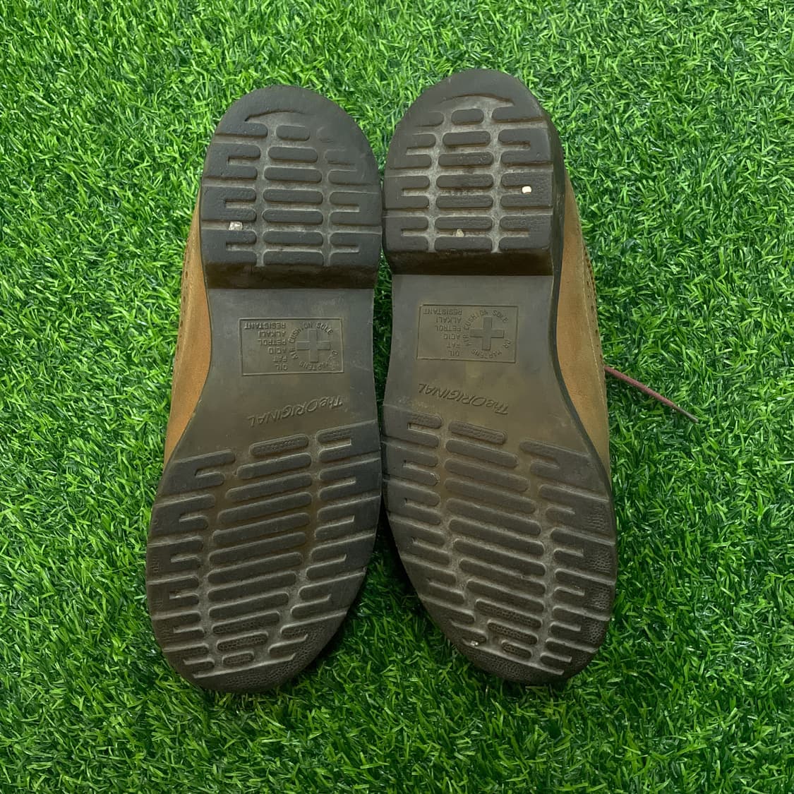 닥터마틴 3990 윙팁 250mm 상품이미지7