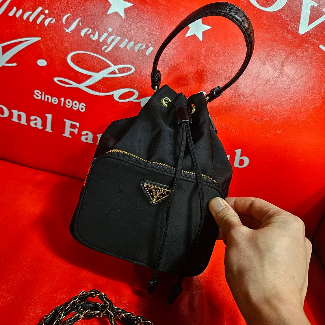 프라다(PRADA) 복조리 버킷백 커스텀 크로스 스트렙 상품이미지2