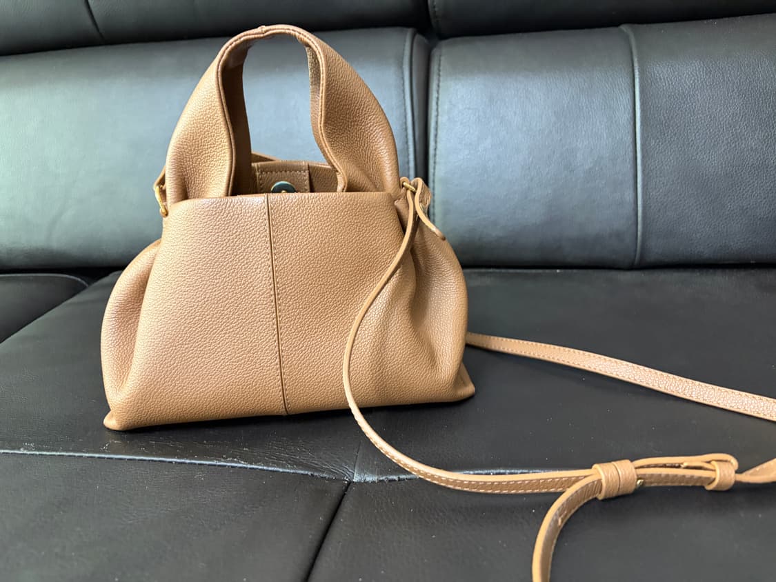 Polene 누메로 눼프 미니 / 캬라멜 색상 상품이미지1