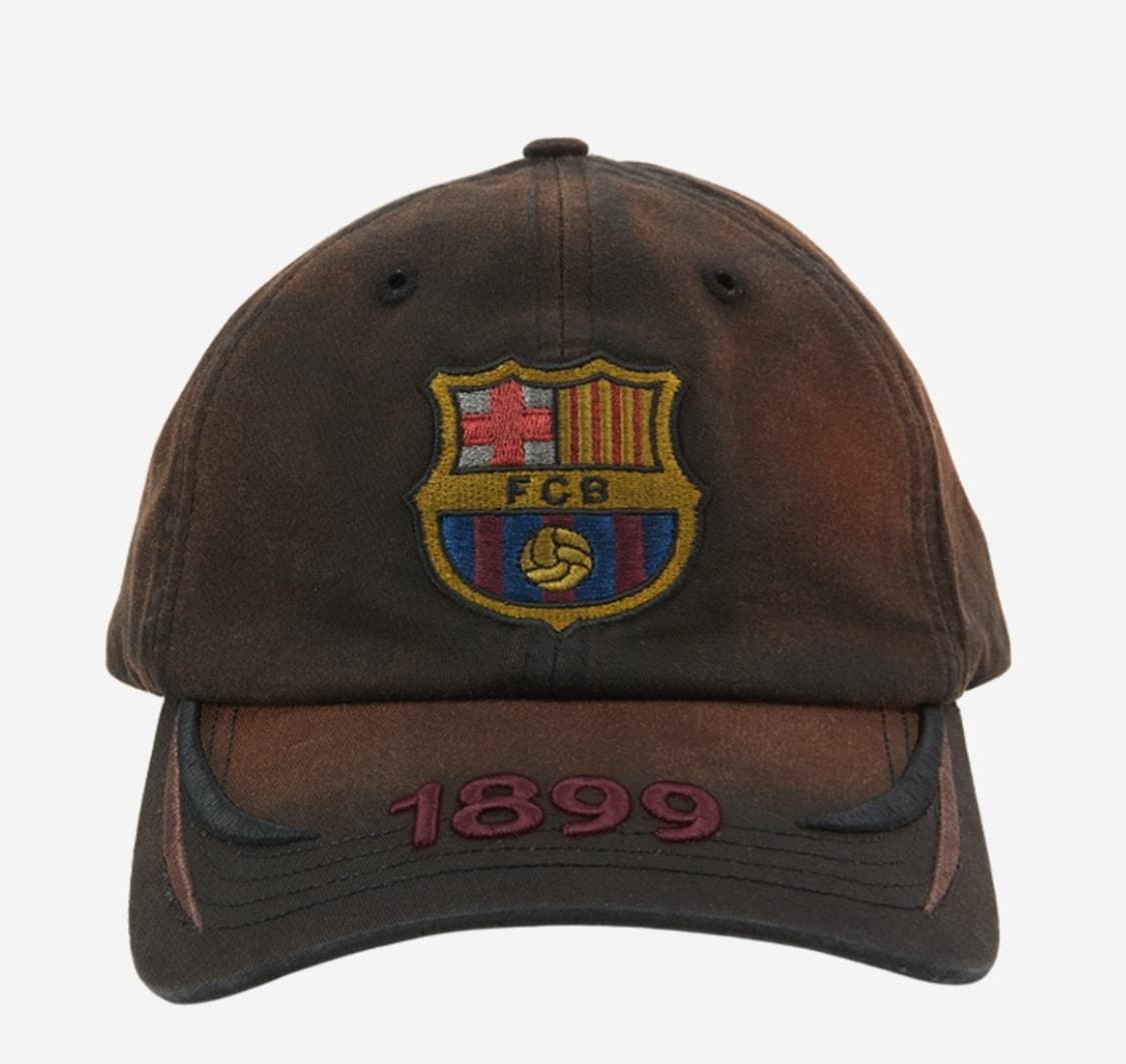 트래비스 스캇 캑터스 잭 FC 바르셀로나 899 디스트레스드 햇 멀티컬러 상품이미지1