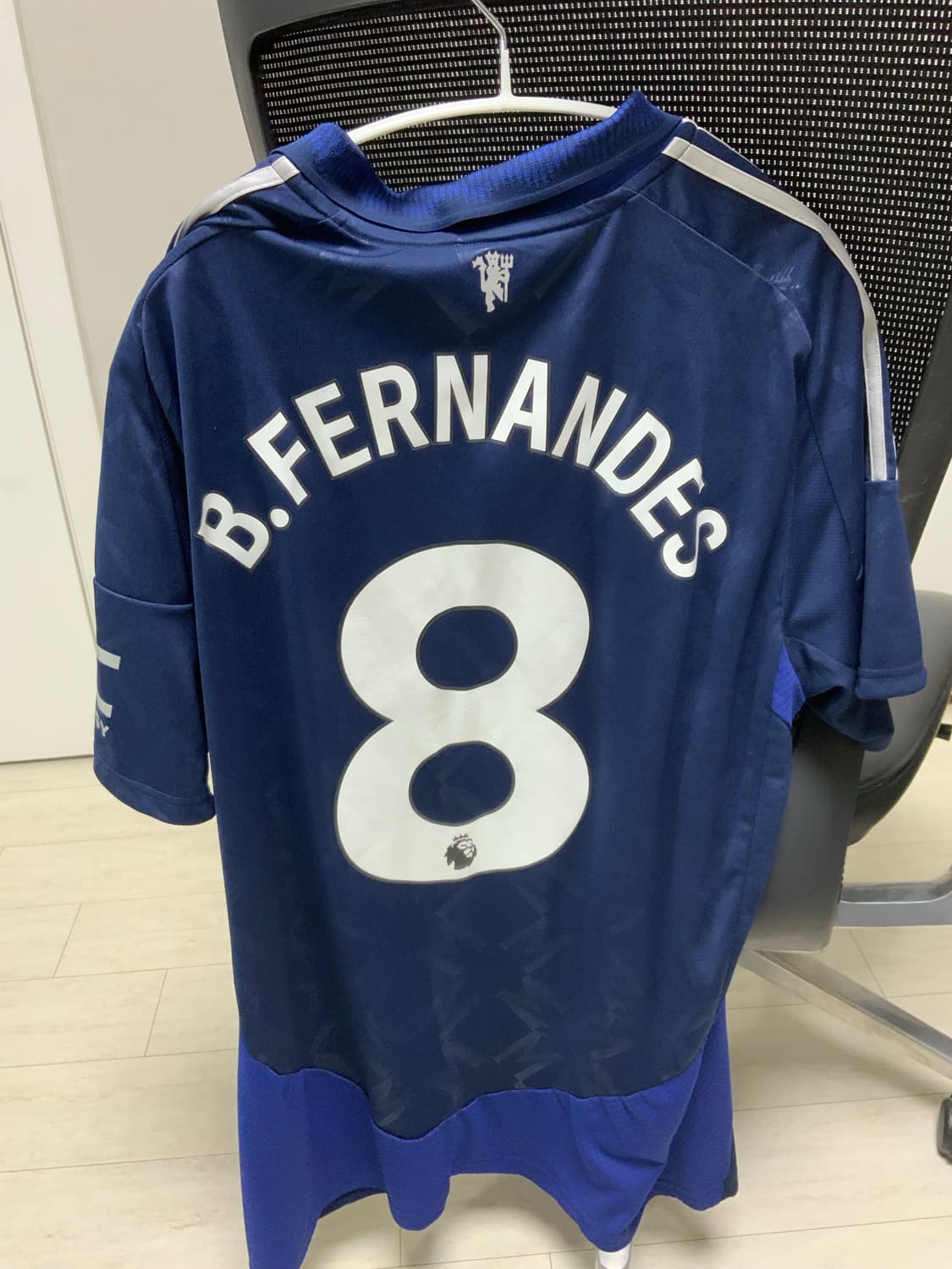 2425 맨유 유니폼 XXL 판매합니다 상품이미지2