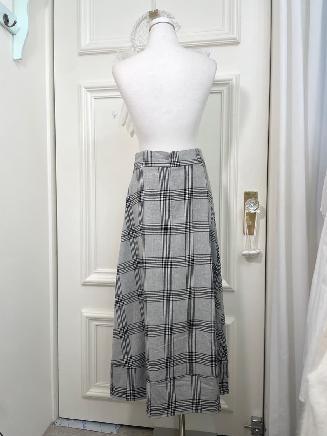 gray check glitter long flare skirt 상품이미지3