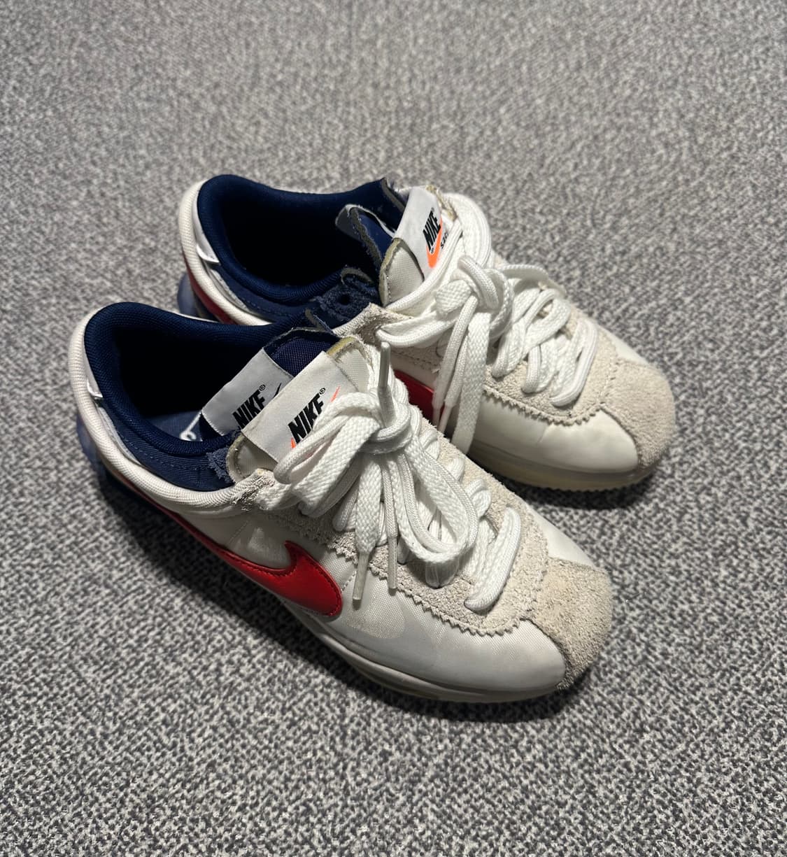 230) 나이키 x 사카이 줌 코르테즈 SP 화이트 앤 유니버시 티 레드 상품이미지2