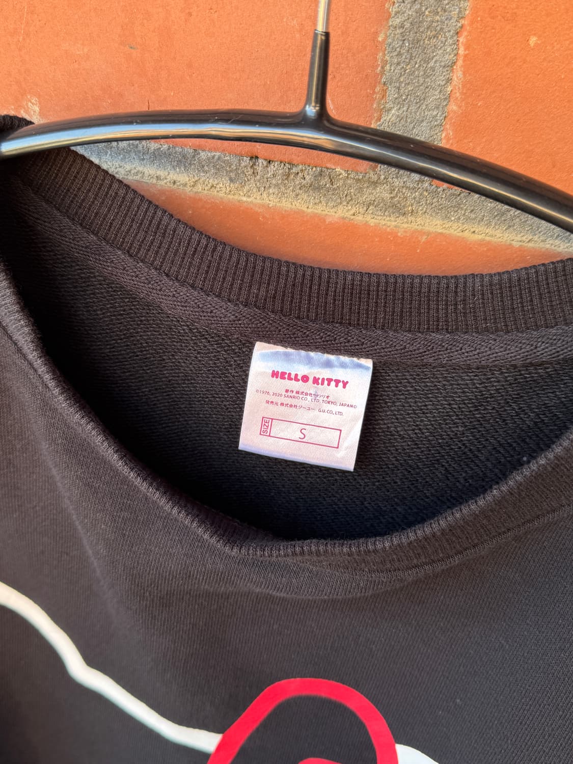 헬로키티 빅 페이스 KILLA 맨투맨 상품이미지3