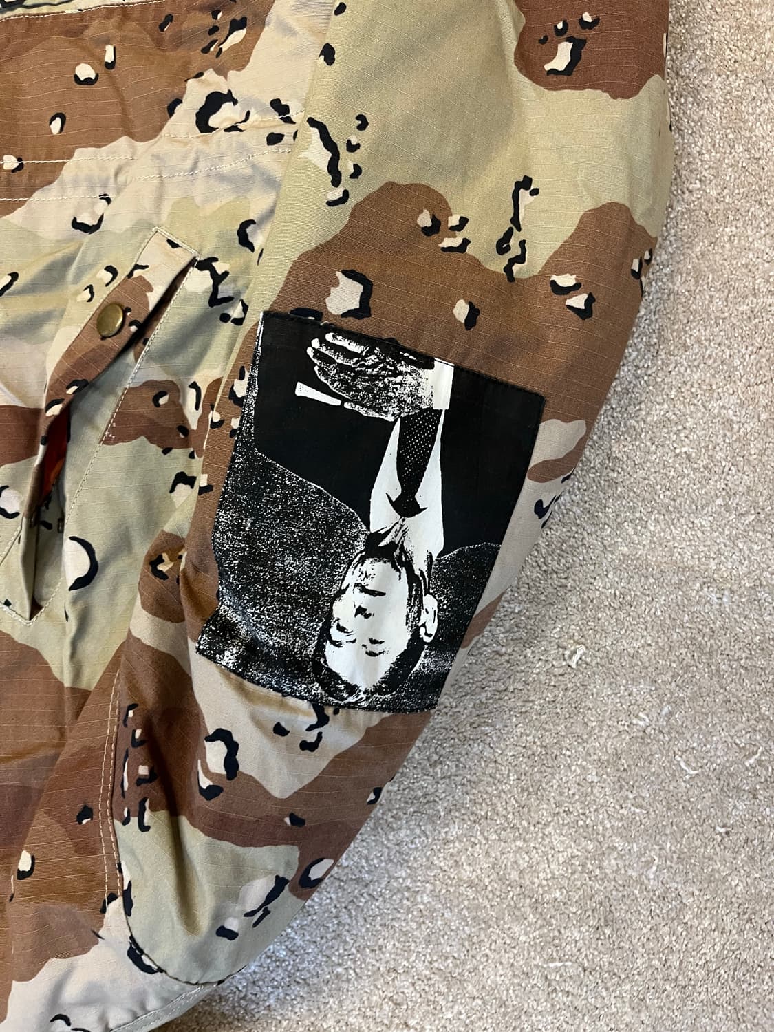 슈프림 데저트 카모 패딩자켓 상품이미지4